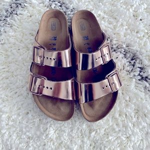 Birkenstock metallic sandals